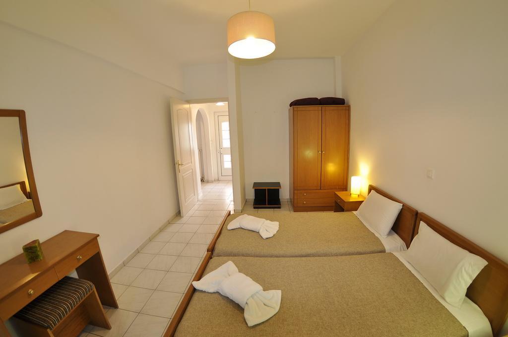 Egli Apartments คอนโตกาลิ ภายนอก รูปภาพ