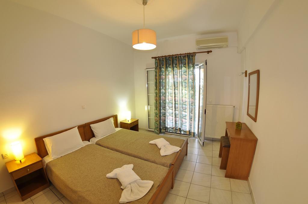 Egli Apartments คอนโตกาลิ ภายนอก รูปภาพ